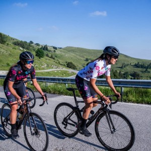 ALE BUTTERFLY LADY Radtrikot Damen kurzarm weiß