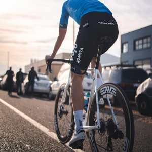 Eolo-Kometa Cycling Team 2023 Set (Radtrikot+Trägerhose)-Radsport-Profi-Team
