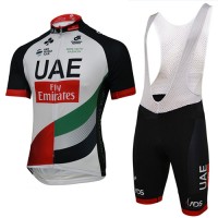2017 Uae Abu Dhabi Fahrradbekleidung Satz Radtrikot Kurzarm+Kurz Trägerhose Radtrikot Kaufen
